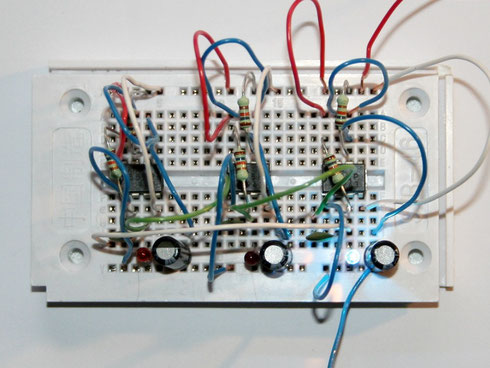 NE555-Lauflicht aufgebaut auf einem Steckboard