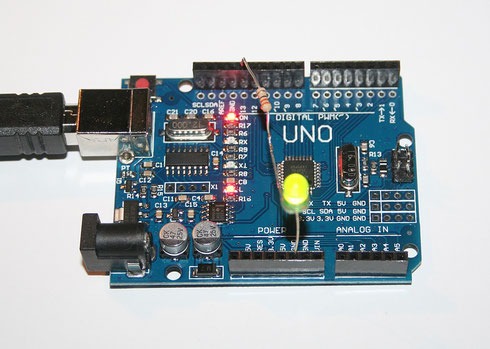 Erste Schritte mit dem Arduino: ANsteuerung einer LED
