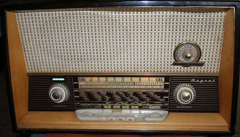 Loewe Opta Magnet 5725 W Röhrenradio