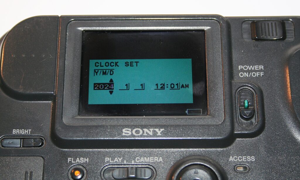 Display Sony Mavica MVC-FD73