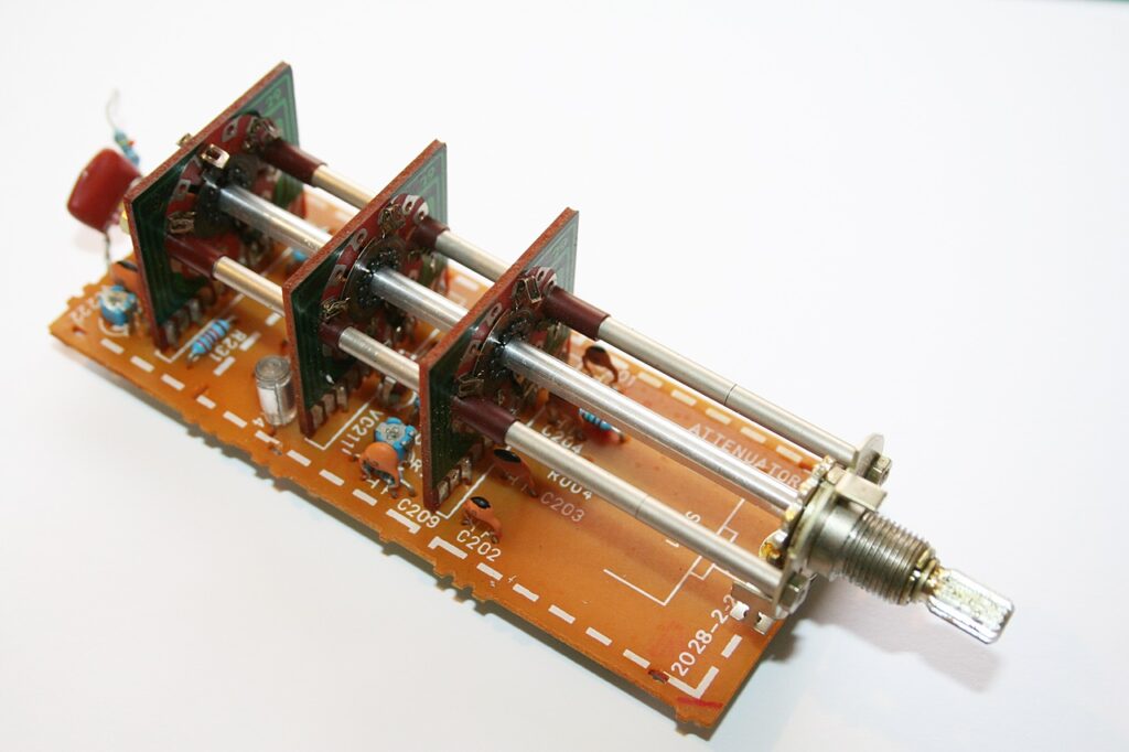 Umschalter Spannungswerte aus Voltcraft Oszilloskop 2040